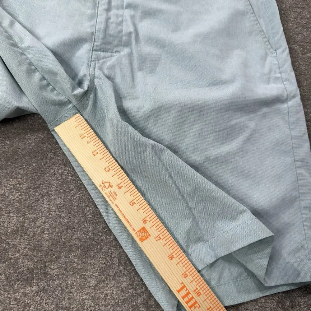 TravisMathew Mens 32 Performance Golf Shorts Light Blue Stretch Casual Comfort